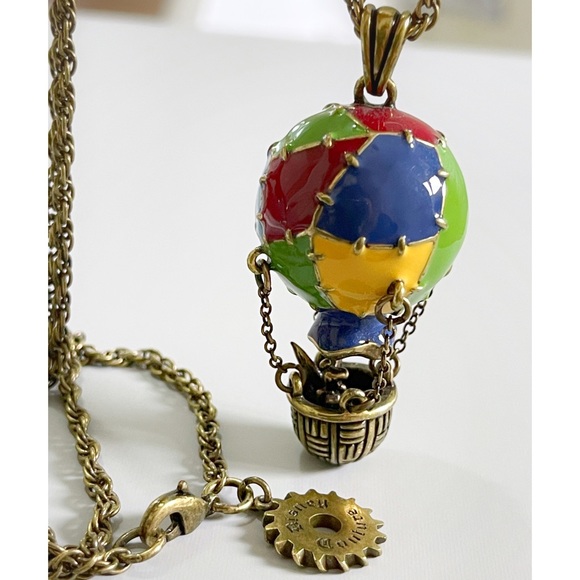 Disney couture Tinkerbell hot air balloon necklace - Picture 1 of 3